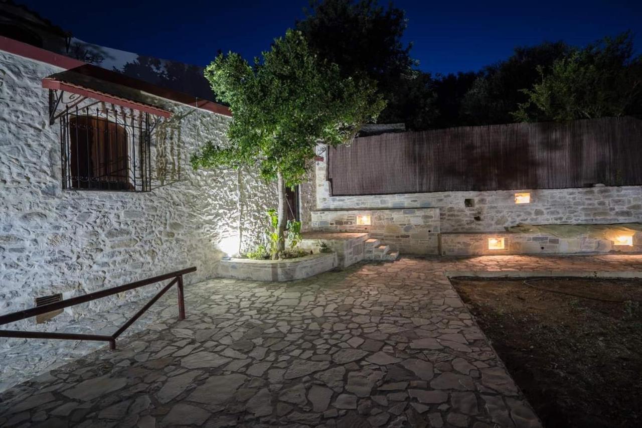 Villa Tzaniana Apomarma Luaran gambar