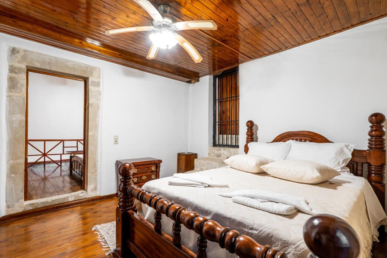 Villa Tzaniana Apomarma Luaran gambar